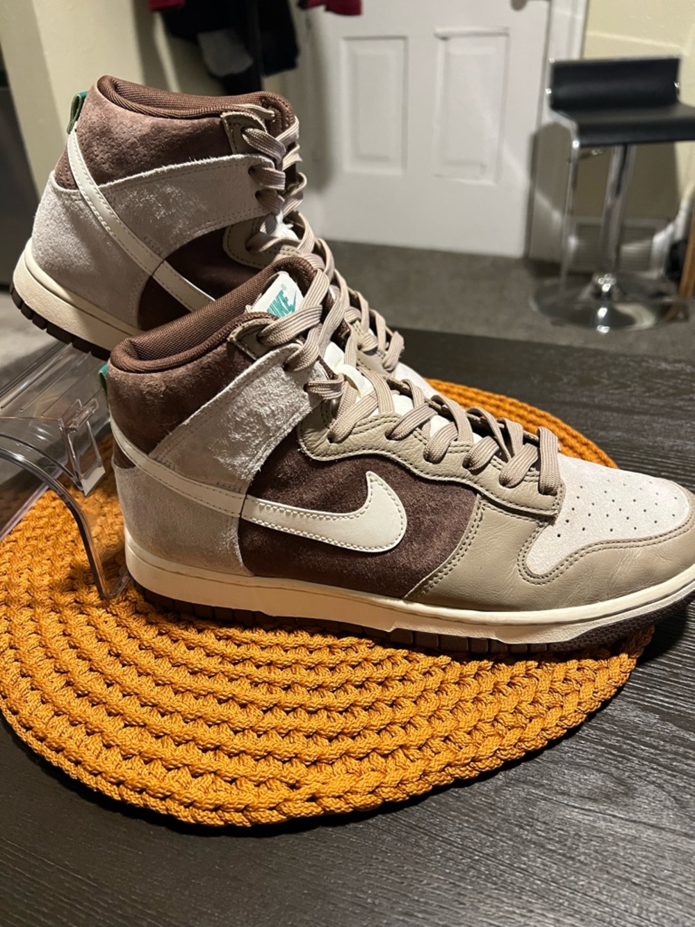 Nike Dunk High Retro Men’s High-Top Sneakers Earth Tones/Brown Suede - Size 9.5 - Picture 4 of 11